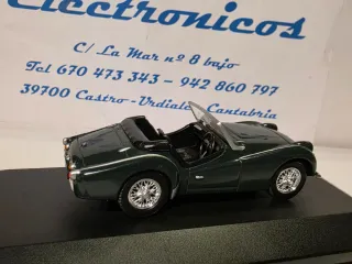 Triumph TR3 1955 escala 1/43