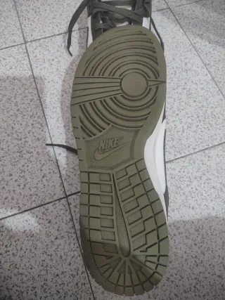 Zapatillas Nike Dunk Low Verde y Blanco