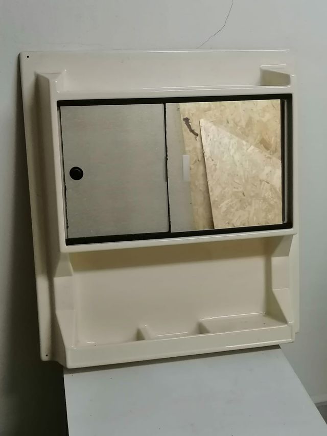 Mueble de Aseo para Caravana, precio  por cada uno