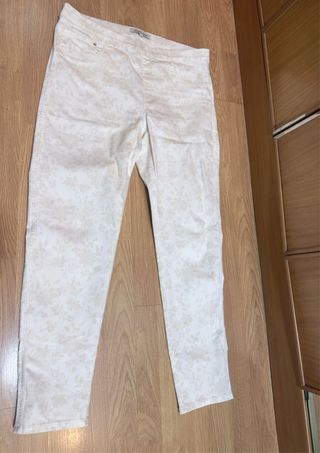 Pantalón mujer blanco estampado flores