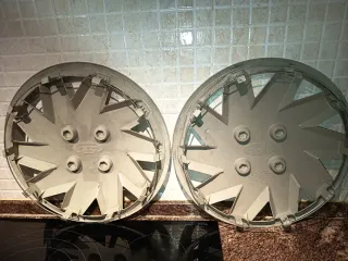 Tapacubos Ford Sierra (4 unidades)