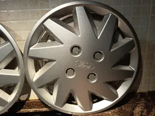 Tapacubos Ford Sierra (4 unidades)