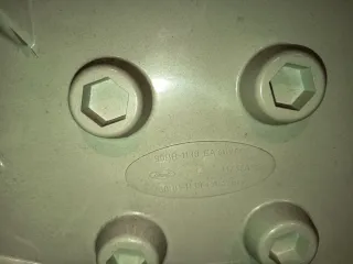 Tapacubos Ford Sierra (4 unidades)