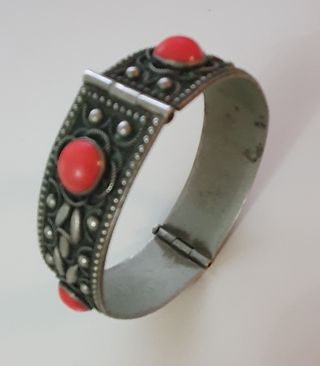 Antico Bracciale in metallo con pietre inizi 900