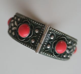 Antico Bracciale in metallo con pietre inizi 900