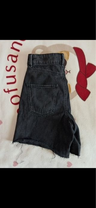 Pantalón pirata Stradivarius negro Talla XS