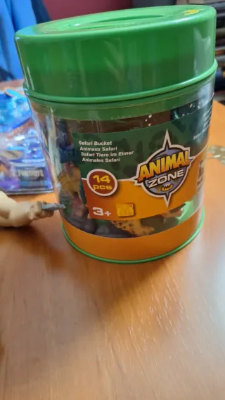 Lote Juguetes Varios: Nerf, Fortnite, Wolverine