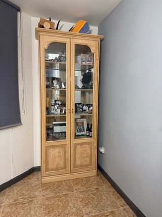 Muebles de madera para salón y comedor