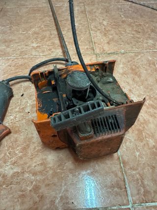 Barra Husqvarna con depósito