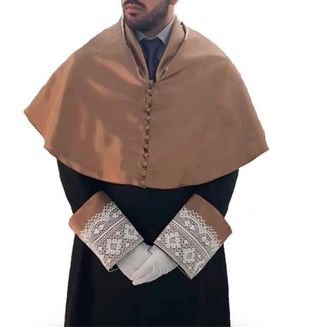 Traje académico doctor