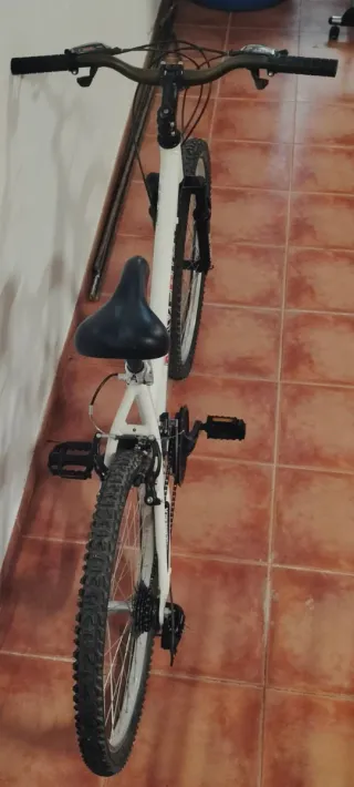 Bicicleta Maverick 24 Ruedas y Pedales Nuevos