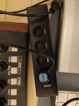 CME H4MIDI WC Interfaz MIDI USB