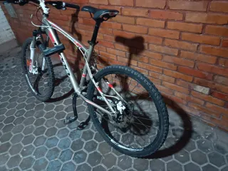 Bicicleta de Montaña B-PRO