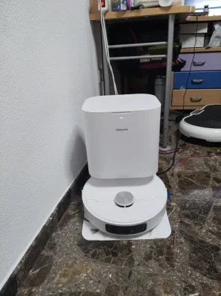 Robot Aspirapolvere e Lavapavimenti DreameBot RLL11CG