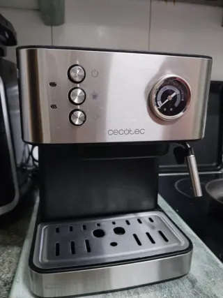 Cafetera Cecotec Power Espresso 20