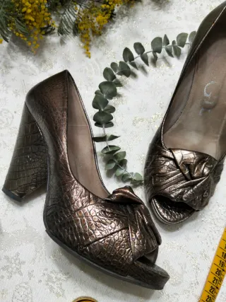 Zapatos Pao Marrones Dorados