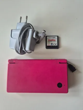 Nintendo DSi color rosa.