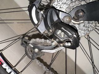 Bicicleta Montaña Negra Doble Suspensión