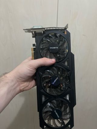 Gigabyte GTX 760 OC 2GB - No da imagen