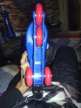 Patines azules de niño