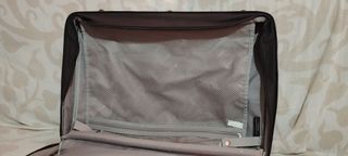 Maleta porta trajes Delsey impecable.