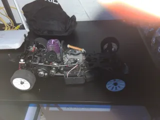 Serpent 720 Nitro RC se vende o cambia