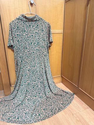 Vestido largo manga corta estampado