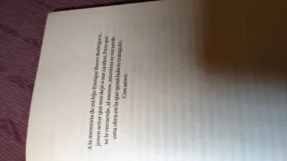 Libro Lázaro en el laberinto de  Burro Vallejo.