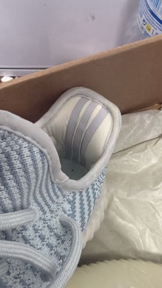 Adidas Yeezy Boost 350 V2