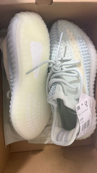 Adidas Yeezy Boost 350 V2