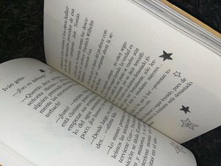 Kika Superbruja y la momia (Spanish Edition)