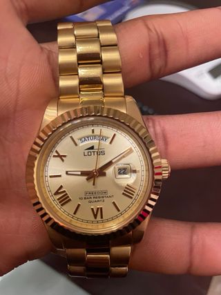 Lotus Freedom Reloj Dorado