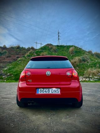 Volkswagen Golf GTI DSG