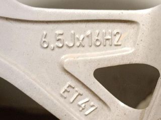 Seat 4574704 6f0601025m llanta ibiza (kj1) 1.0 tsi