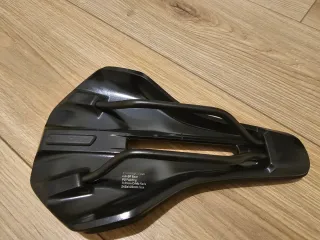 Sillin Syncros Belcarra 2.0 Cut Out V-Concept 145m