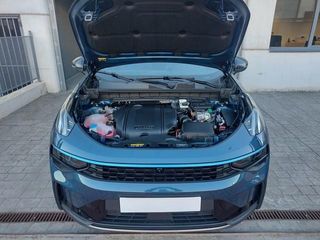 Lynk & Co 01 1.5 PHEV 6.6kW 192 kW (261 CV)