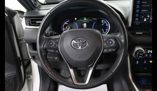 Toyota RAV4 VERSIÓN FEEL Y TECHO SOLAR