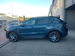 Lynk & Co 01 1.5 PHEV 6.6kW 192 kW (261 CV)