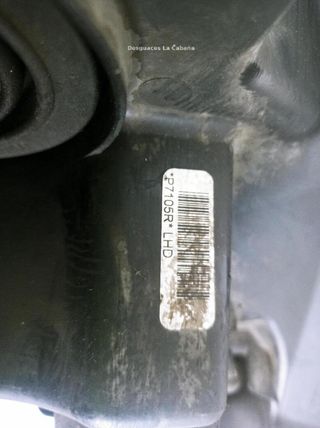 22571977 faro der toyota corolla 2.2 d-4d (aur10_)