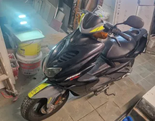 Yamaha Aerox Scooter Negro