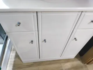 Mueble de baño con lavabo