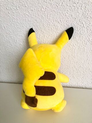 Peluche Pikachu