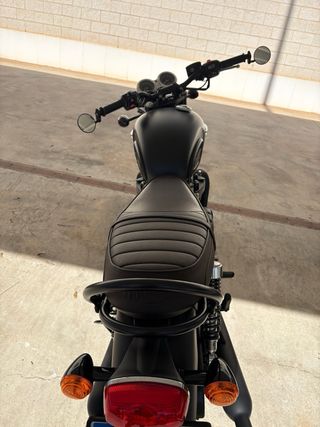 Triumph T120 Black 2021