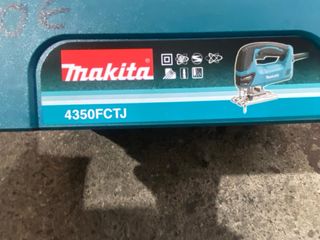 Caladora Makita 4350FCTJ