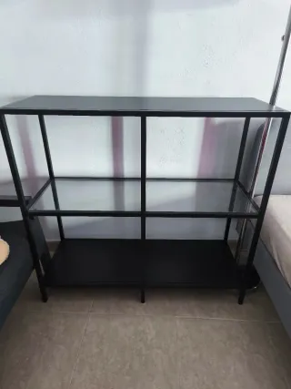 Vitrina/Estantería metálica y cristal negra