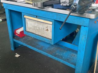 Lote de taller:Bancos, Armarios, Portaherramientas