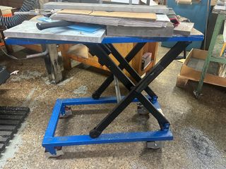 Lote de taller:Bancos, Armarios, Portaherramientas