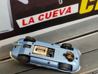 Jaguar E-Type Scalextric Azul