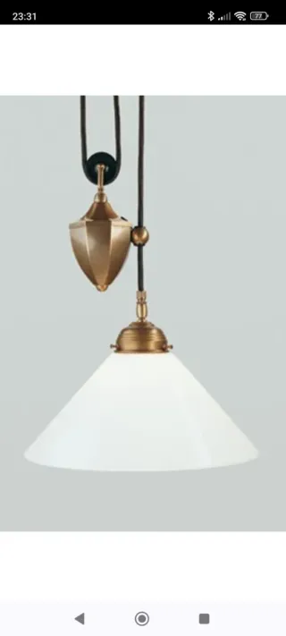 Lámpara colgante antigua latón y cristal.