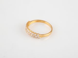 anillo oro 18k con piedra con circonita